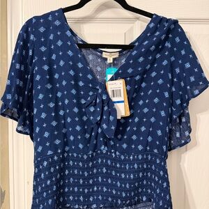 Elegant Navy Patterned Women's Blouse